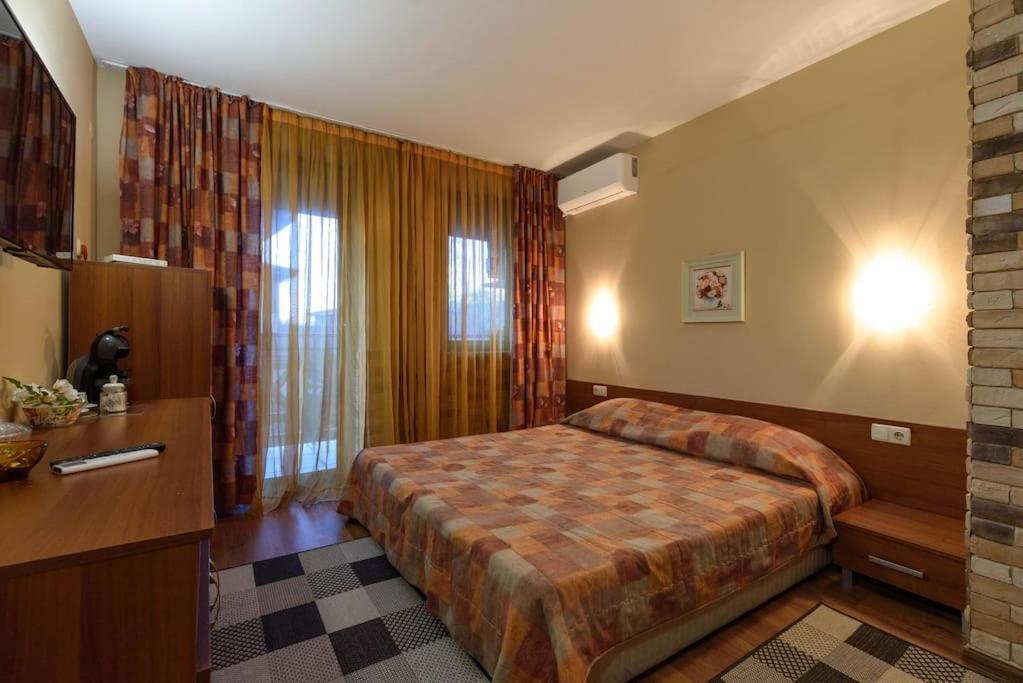 Cosy Room In The Center Of Bansko Bagian luar foto